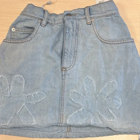 Marni Light Blue Embroidered Denim Mini Skirt - Picture 2 of 4